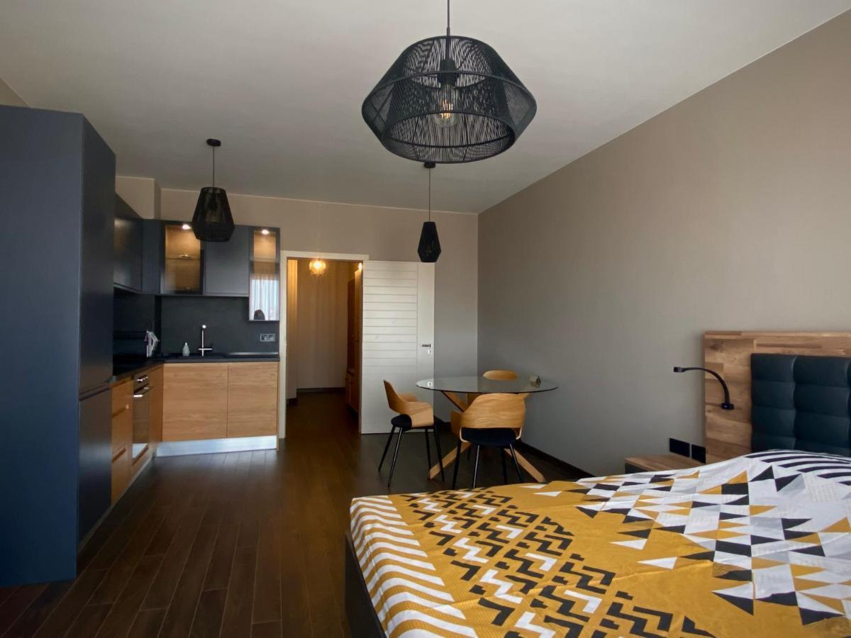 Studio Via Pontica Appartement Varna Buitenkant foto